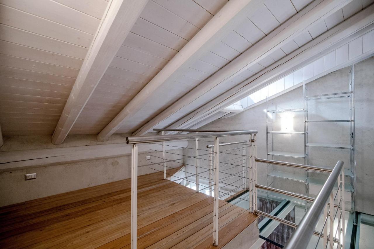 House Of Glass Cathedral View - The House Of Travelers 코모 외부 사진