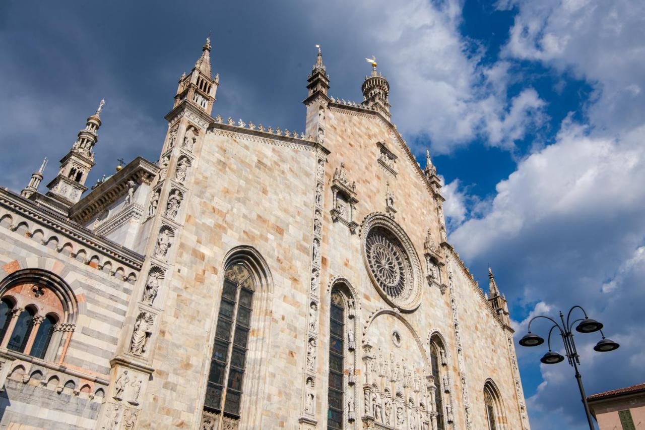 House Of Glass Cathedral View - The House Of Travelers 코모 외부 사진
